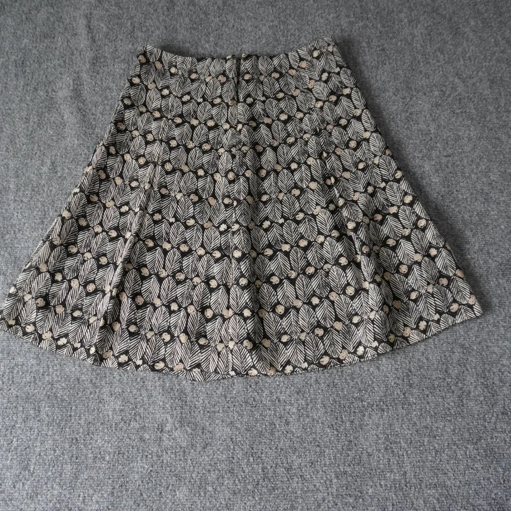 Sigrid‎ Olsen Petite Skirt A Line Leaf Print Black Beige Womens Size 6